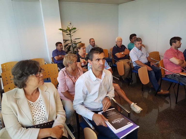 A Xunta comprométese a presentar en tres meses a mellora da travesía da Vaquería no Porriño