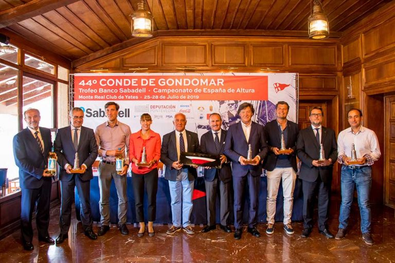 O «Conde de Gondomar» cita ás mellores tripulacións nas Rías Baixas