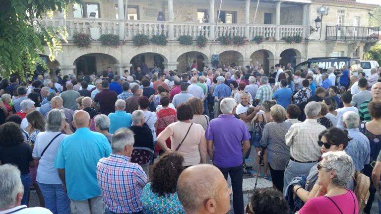 O Concello do Rosal apoia á manifestación en defensa da sanidade pública