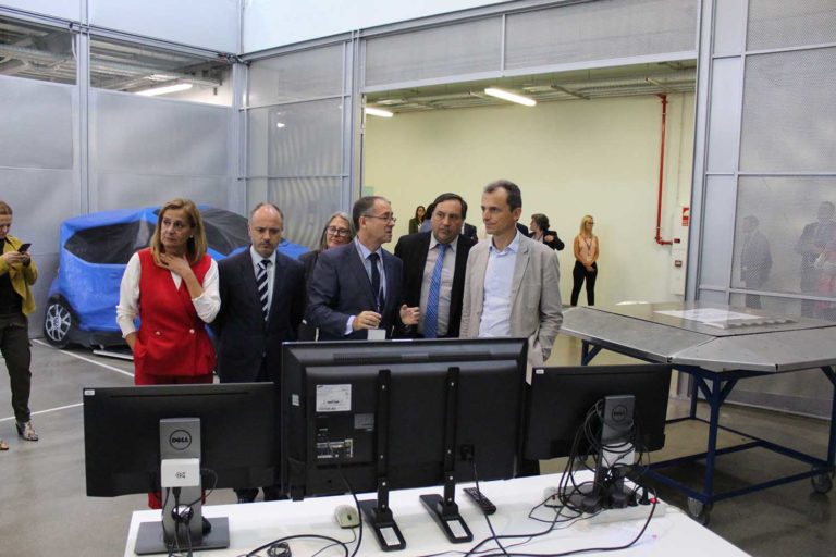 Pedro Duque recoñece o impacto da automoción en Vigo e a súa area de influencia na visita ao CTAG