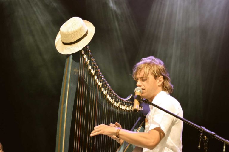 O Concello de Nigrán mantén o concerto de Roi Casal en Chandebrito na segunda edición do ‘Chan de Folk’