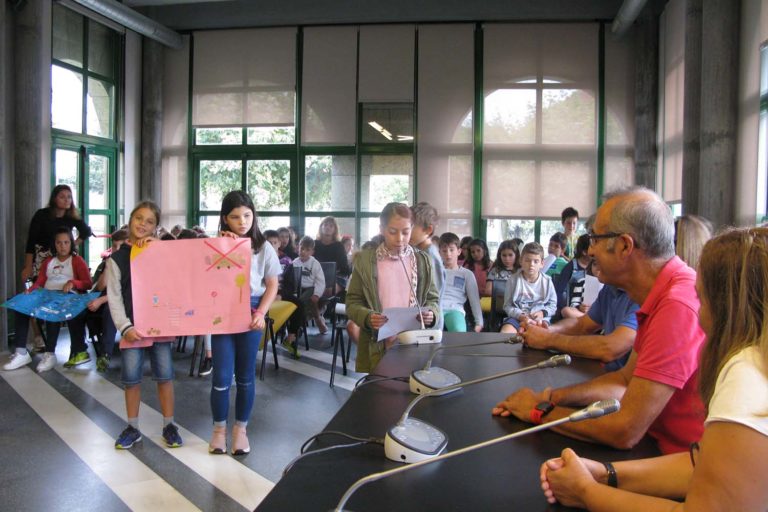 Nigrán escoita as propostas dos escolares para frear o cambio climático