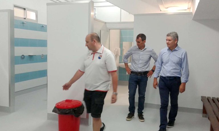 Tui inviste case que 76.000 euros nos novos vestiarios e baños do ‘Álvarez Durán’