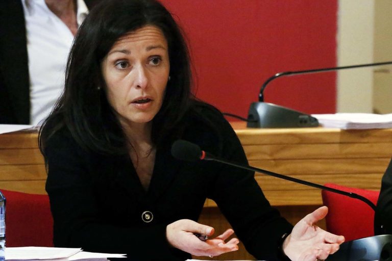 O PP achaca o problema do Eroski aos “atrasos do bipartito co PXOM”