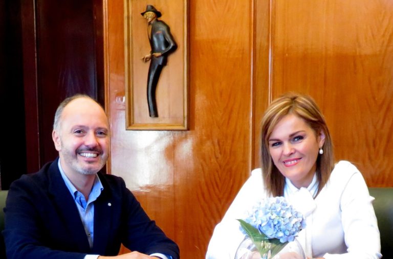 Redondela e Zona Franca ultiman un convenio de colaboración