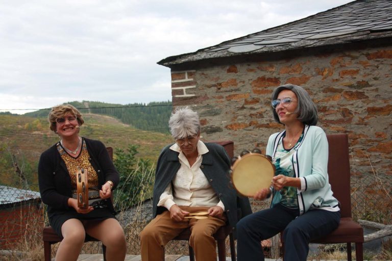 «As fillas bravas» abren este sábado o Mes do Teatro de Nigrán