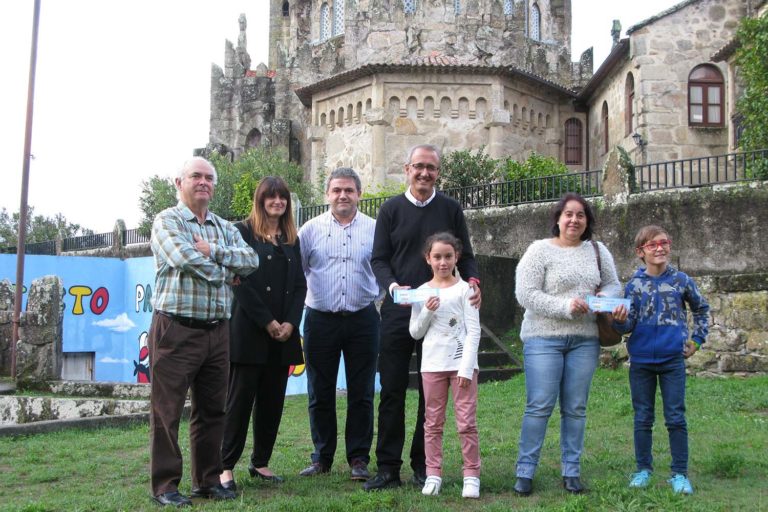 O «CPI Arquitecto Palacios» entrega aos servizos sociais de Nigrán 1.330 euros en vales de comida