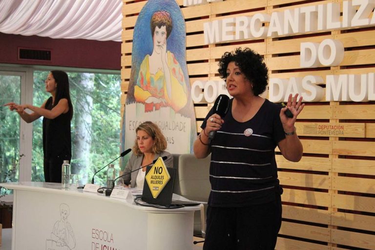 Silvia Pérez asegura que non abordar á prostitución como unha violencia “e de por si unha perversión”