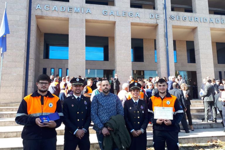Protección Civil de Tomiño galardoada polos seus 25 anos de traballo