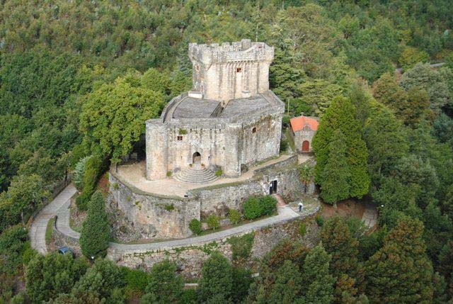 A Deputación pecha os castelos de Soutomaior e Sobroso polo temporal