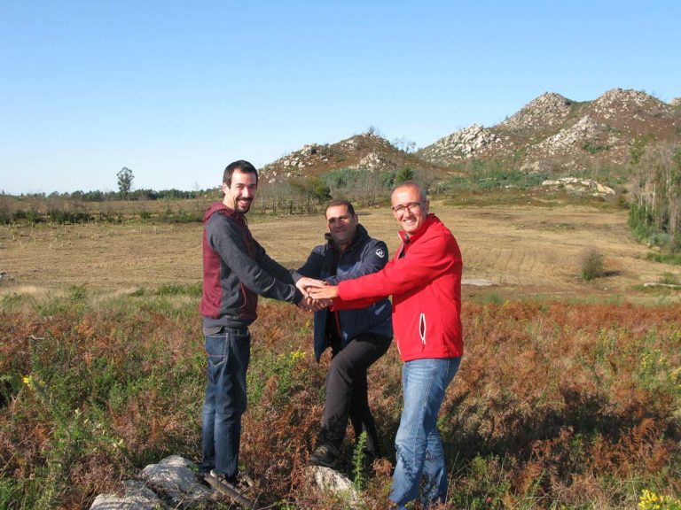 Nigrán inicia un proxecto piloto de plantación de froitos do bosque en Chandebrito