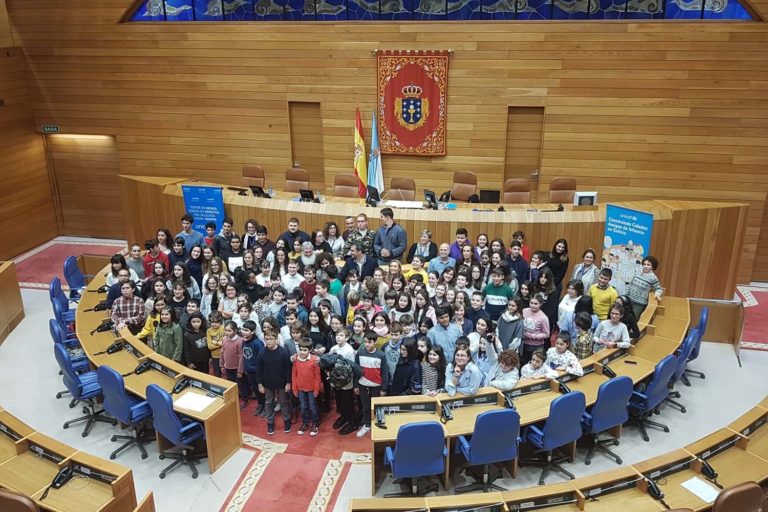 A mocidade de Ponteareas paricipou no VII Foro Infantil UNICEF-Parlamento de Galicia
