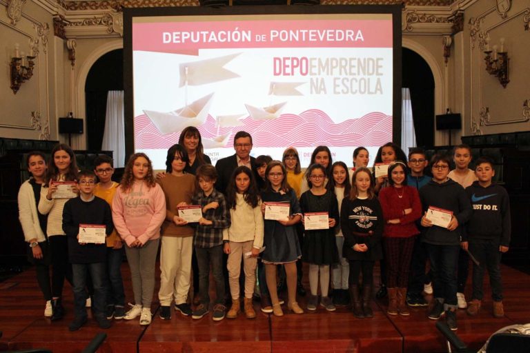 Nenos e nenas de «DepoEmprende na Escola» apostan pola sustentabilidade, a reciclaxe e o medio ambiente