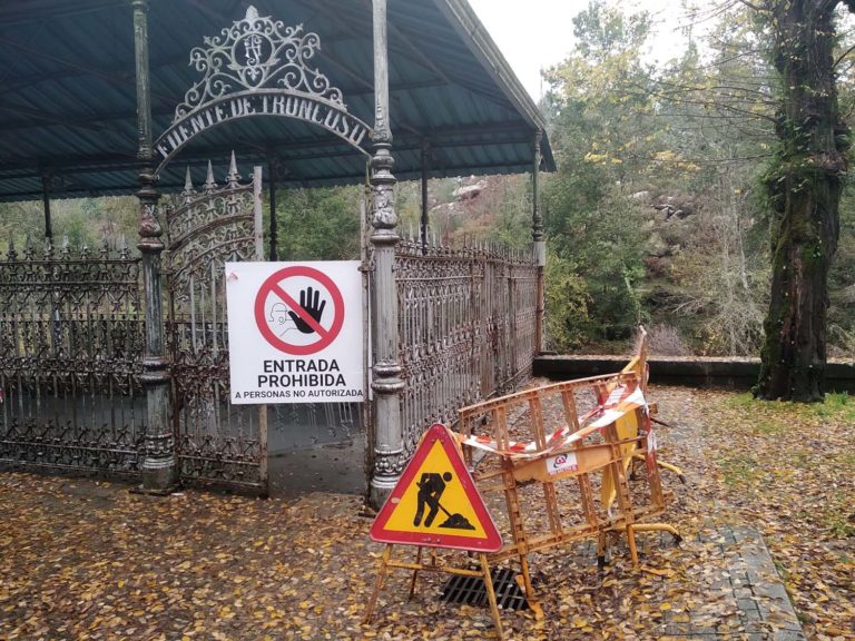 A Escola de Restauración de Bens Culturais de Galicia pide medidas para evitar a desaparición da Fonte de Troncoso