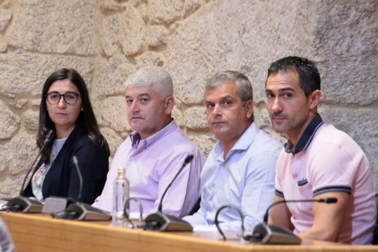 ACiP negocia do Goberno local o incremento das partidas económicas para a reactivación comercial de Ponteareas