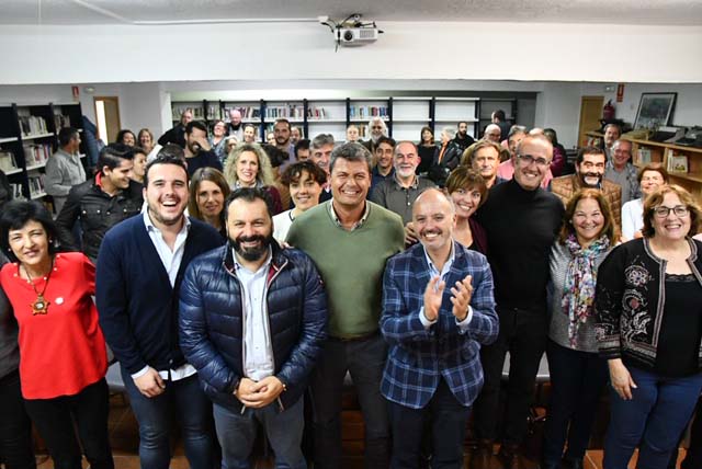 Os alcaldes do Val Miñor salientan a importancia de que Sánchez siga na Monclóa e Regades na Zona Franca