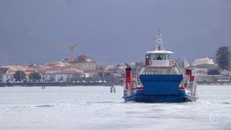 Unha avaría obriga a suspender temporalmente o servizo de ferry entre A Guarda e Caminha