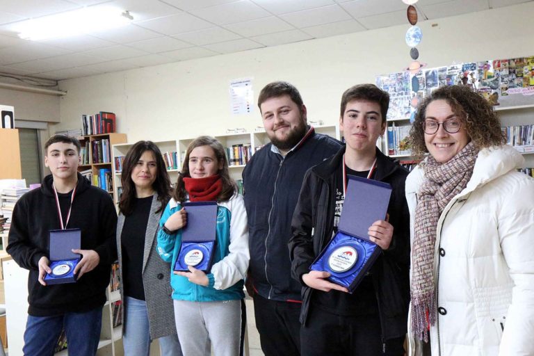 Carlos Costal gaña o «IV Torneo Intercentros de Xadrez» de Ponteareas