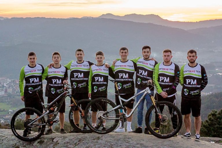 Ponteareas xa ten equipo de enduro e descenso, o «PonteBike Team»
