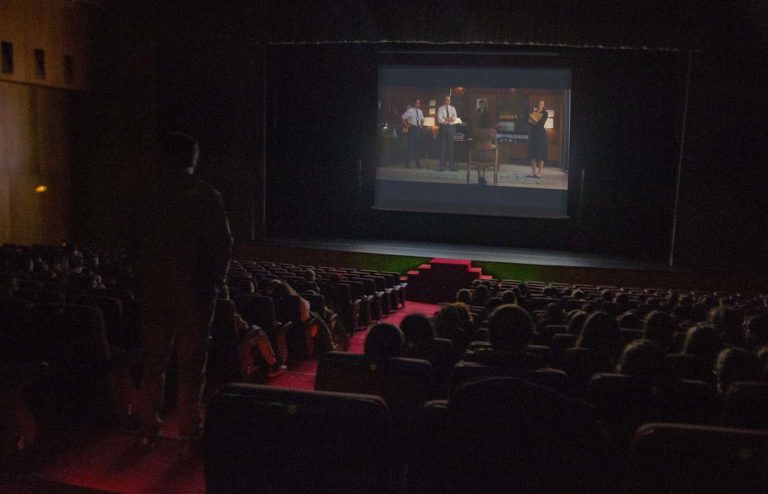 Douscentos trinta escolares tudenses, na derradeira proxección deste curso de «O Cine nas aulas»
