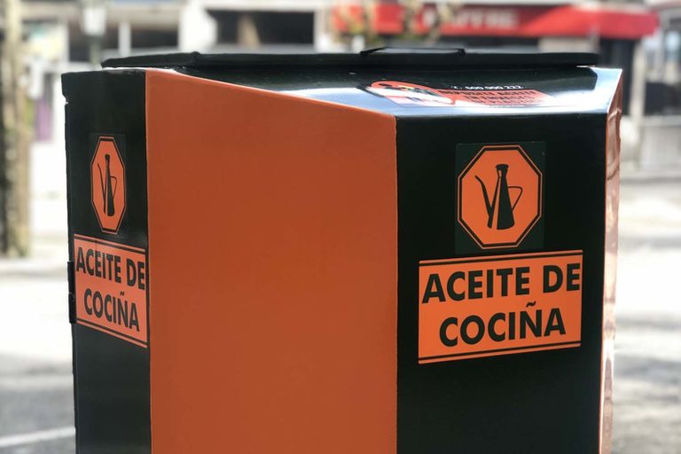 Tui amplía a 27 o número de colectores de recollida de aceite de cociña