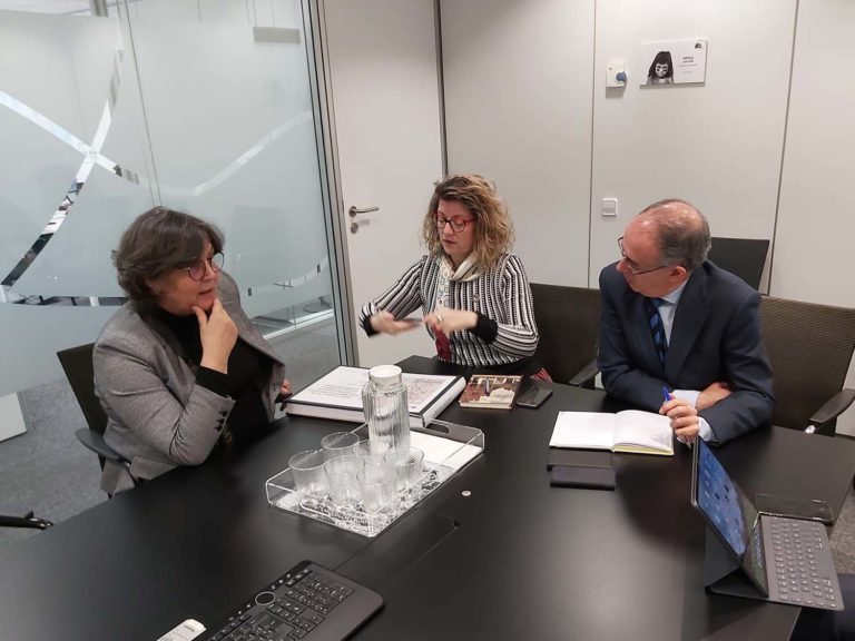 Mañá ábrense as plicas para a licitación do proxecto de supresión do paso a nivel do Porriño