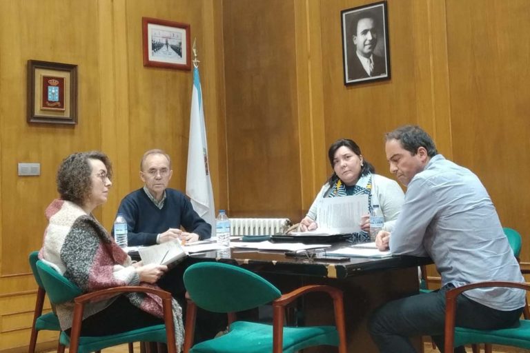 Ponteareas reforza a atención telefónica e telemática durante o estado de alarma