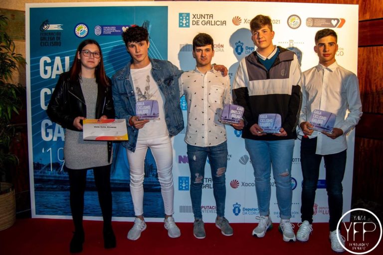 Cinco galardóns para integrantes da A.D. Avanza do Porriño na Gala do Ciclismo Galego