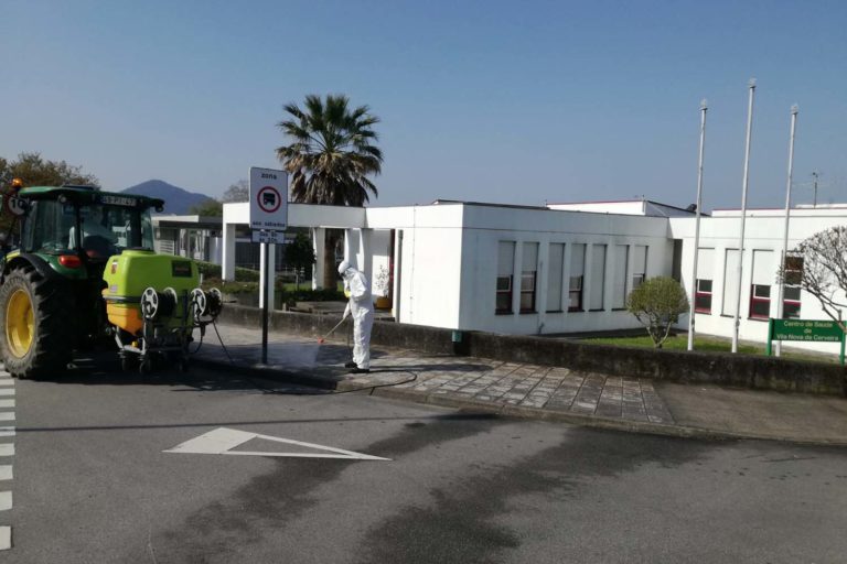 Vila Nova de Cerveira limpa e desinfecta os espazos públicos considerados “sensibles”