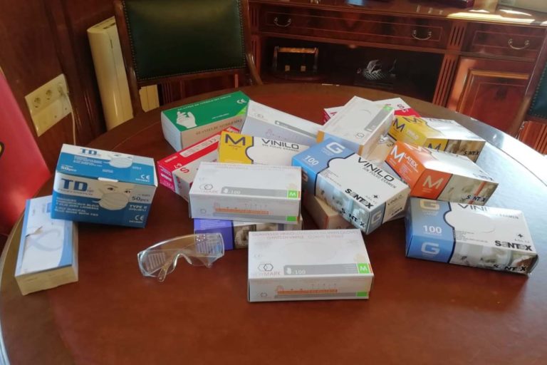 O PSOE cualifica de “vergoñento” o envío da Xunta de material de autoprotección aos concellos
