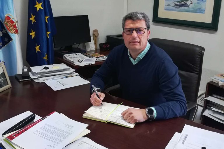 O alcalde de Baiona pon ao dispor do Sergas “as instalacións municipais que puidesen precisar” para axiliar as vacinacións no Val MIñor