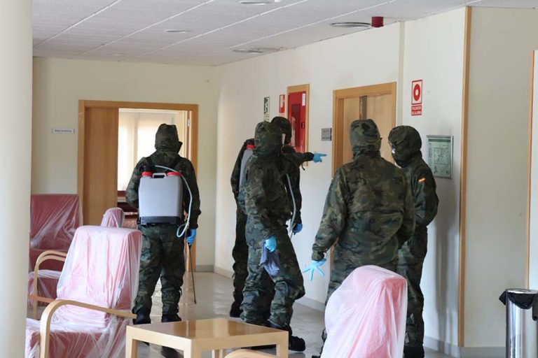 A Brilat colabora na desifección da ‘Residencia Monte Tecla’ da Guarda