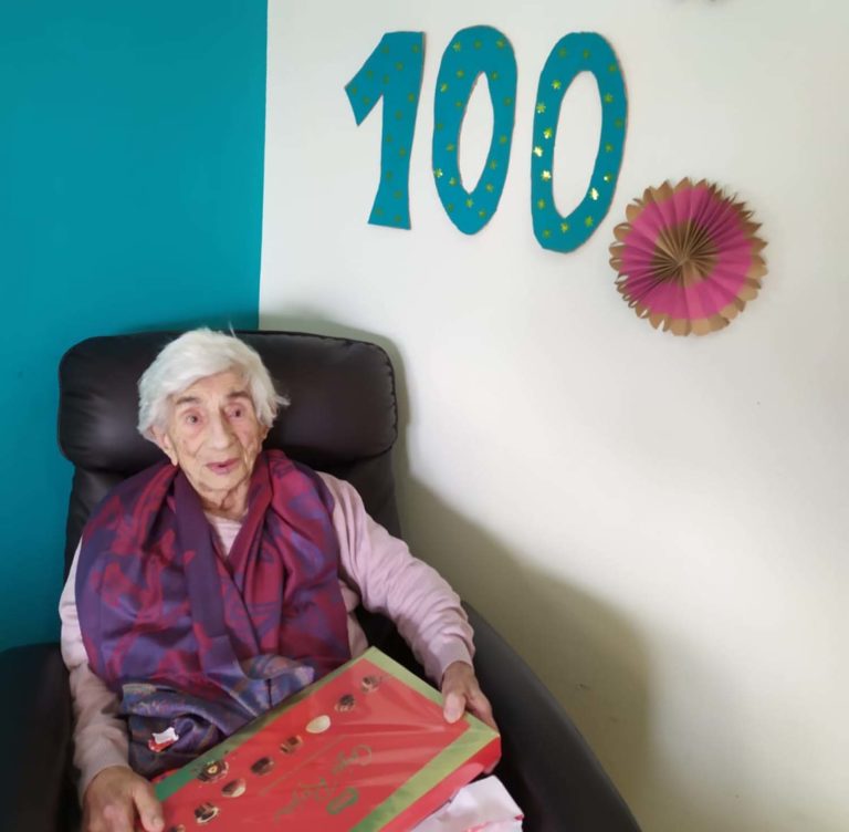 María Gregorio López, agasallada polo concello de Tomiño no sen 100 cumpreanos