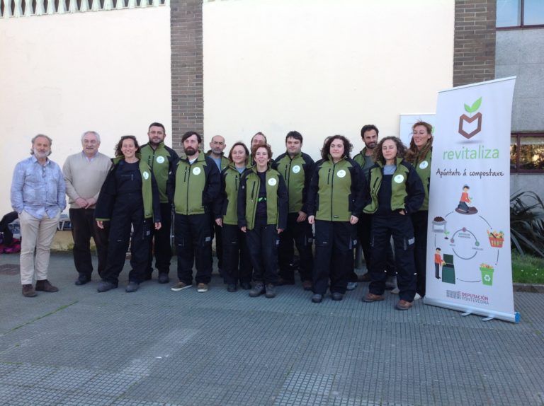 Catorce concellos da provincia contarán de xeito inmediato con mestras e mestres composteiros