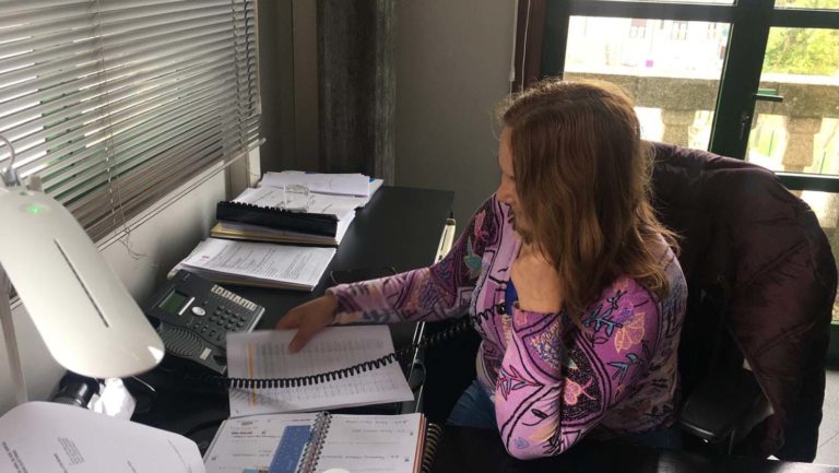 Nigrán ofrece atención psicolóxica especial e apoio emocional ás persoas maiores de 70 anos que viven soas