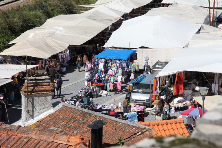 A Feira Semanal de Vila Nova de Cerveira reanuda a súa actividade cun plan de continxencia que prima a seguridade