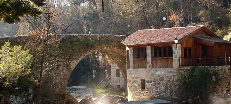Arbo recupera o Muíño de San Xoan que sufrira serios danos por actos vandálicos