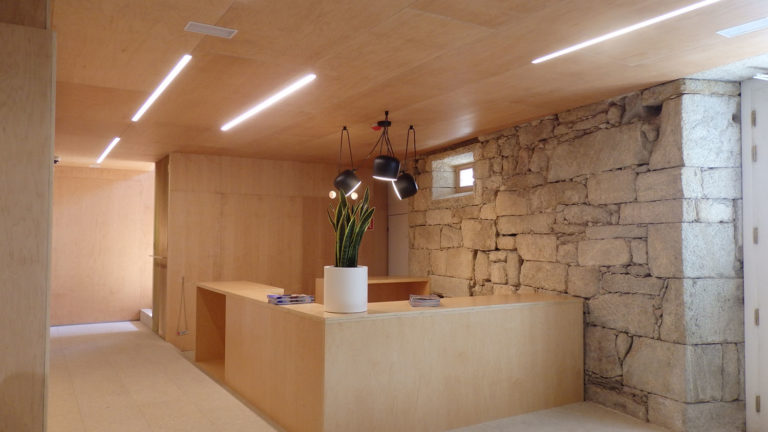 Baiona inicia, mañá xoves, a reapertura gradual da Biblioteca Pública Municipal e a Casa da Navegación