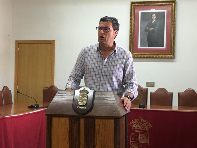 O alcalde de Baiona amosa o seu rexeitamento á instalación do parque eólico previsto na Serra da Groba