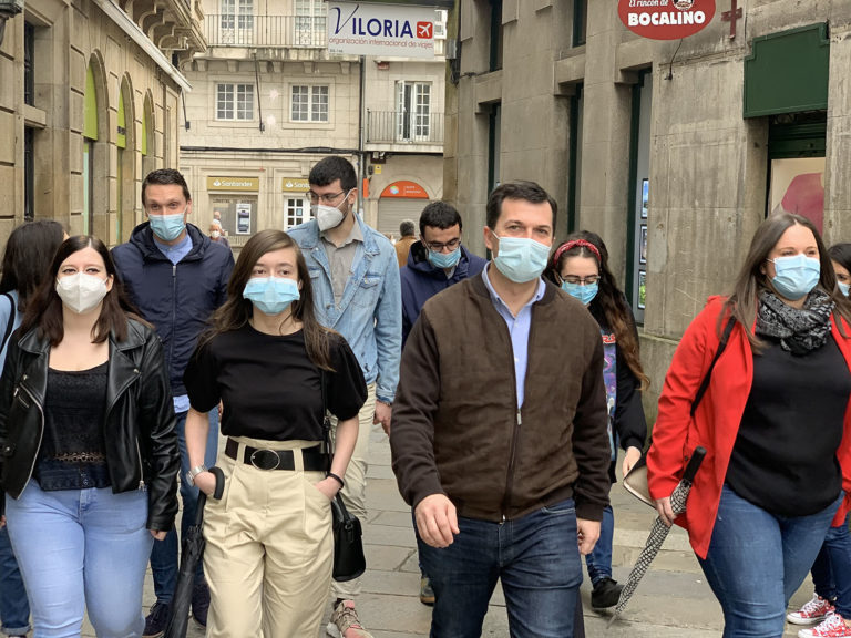 Gonzalo Caballero amosa o seu “compromiso” coa mocidade á que chama a “activarse” de cara ao 12X