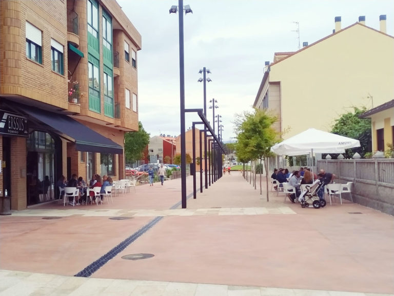 Tomiño prioriza a circulación de persoas no novo espazo público do Seixo con excepcións só para residentes e comerciantes