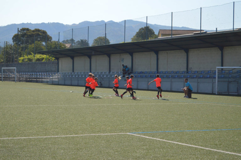 Tomiño investe 205.000 euros na mellora do campo de fútbol do Regatiño