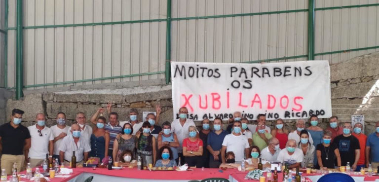 Persoal municipal e Goberno de Nigrán homenaxean a cinco funcionarios que se xubilan sumando, entre todos, 177 anos de traballo