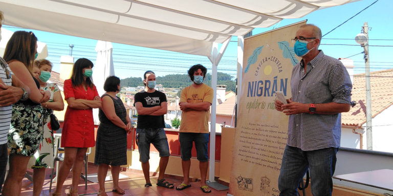 Nigrán conta xa coa sua propia cervexa promocional, ‘Nigrán, equilibrio natural’