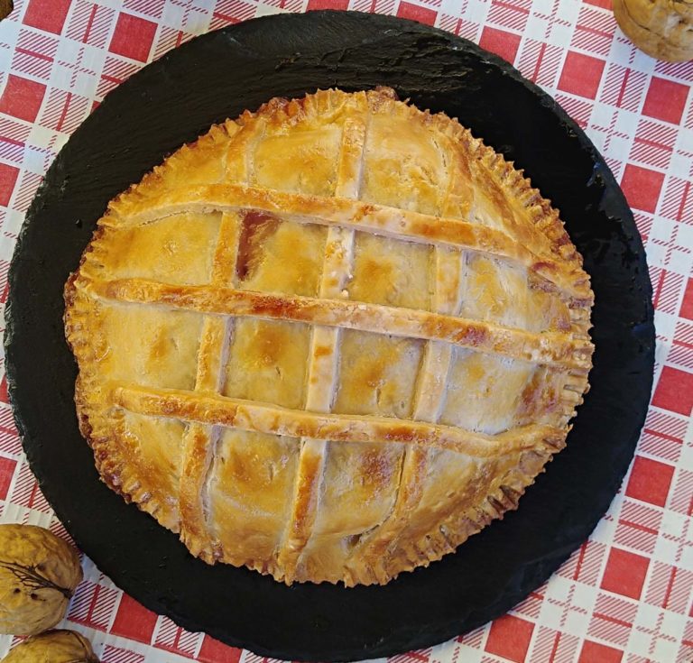 Camembert relleno al horno: un APERITIVO o cena que no puede ser más fácil (sin gluten)