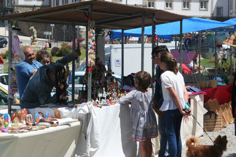 A Guarda convida a artesáns e asociacións sen ánimo de lucro da comarca a participar nun mercado