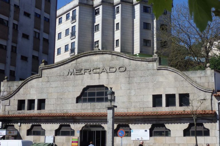 Comezan as obras de modernización da Praza de Abastos de Redondela
