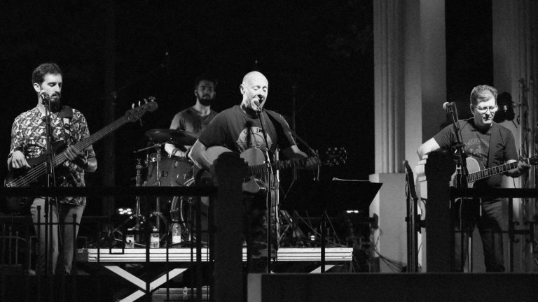 Cine e os concertos de “The hurt fingers” e Rubén de Lis no Baiverán de Baiona