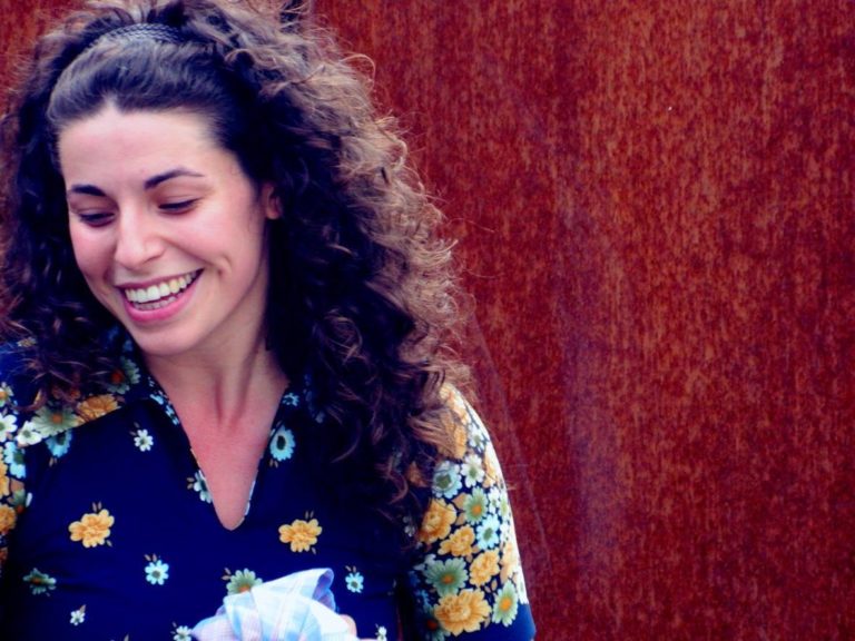 Alba Grande trae ao Alivio contos para derretera a cera