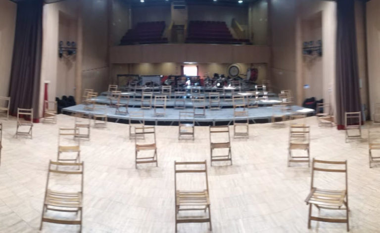 O Rosal adapta o seu auditorio municipal á nova realidade